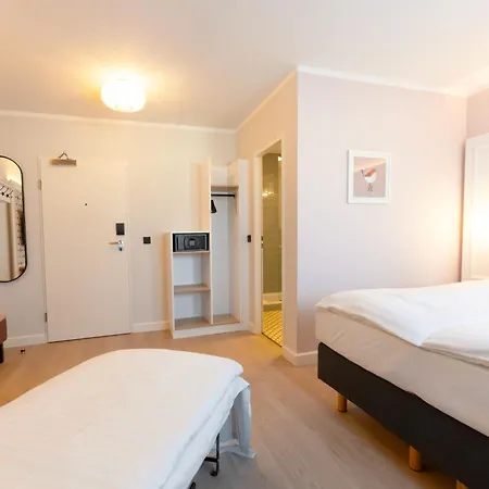 Garner By Ihg Hotel 3*