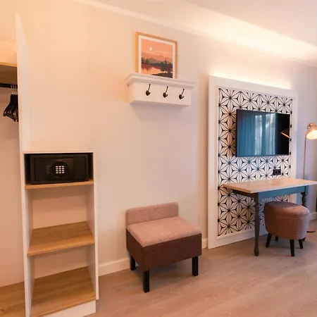 Garner By Ihg Hotel 3*