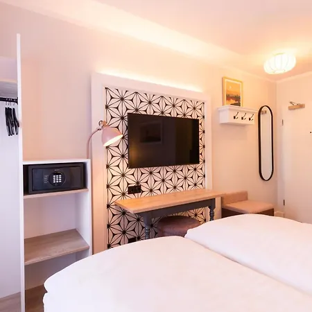 Garner By Ihg 3*