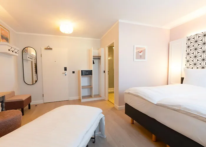 Garner By Ihg Hotell 3*