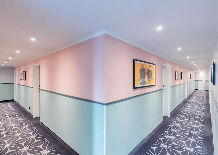 Garner By Ihg Hotell 3*