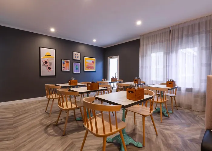 Hotell Garner By Ihg 3*