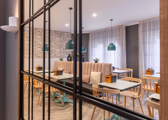 Garner By Ihg Hotell